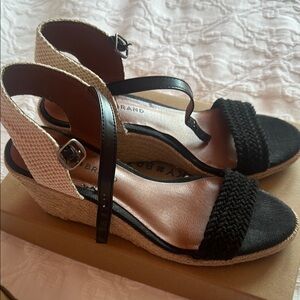 Black and Tan Wedge Sandals